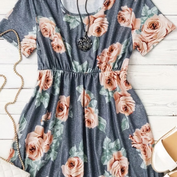 👗1X Plus Size Women’s Floral Dress👗 - Picture 5 of 7